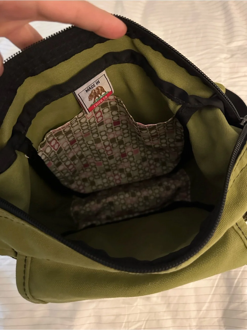 VTG Overland Equipment Donner Crossbody Travel Bag Olive Green Gorpcore Y2K